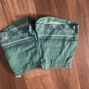 Old Navy Green Floral Bandana-Print Skort